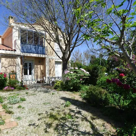 Les Muriers Casa de Férias Manosque
